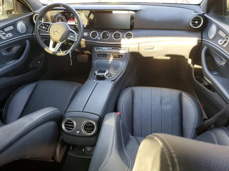 2019 MERCEDES-BENZ E 300  