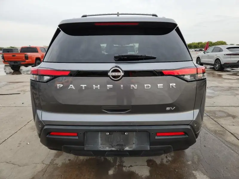 2022 NISSAN PATHFINDER SV  
