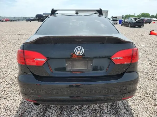 2013 VOLKSWAGEN JETTA SE  