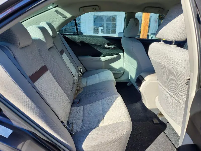2013 TOYOTA CAMRY LE  