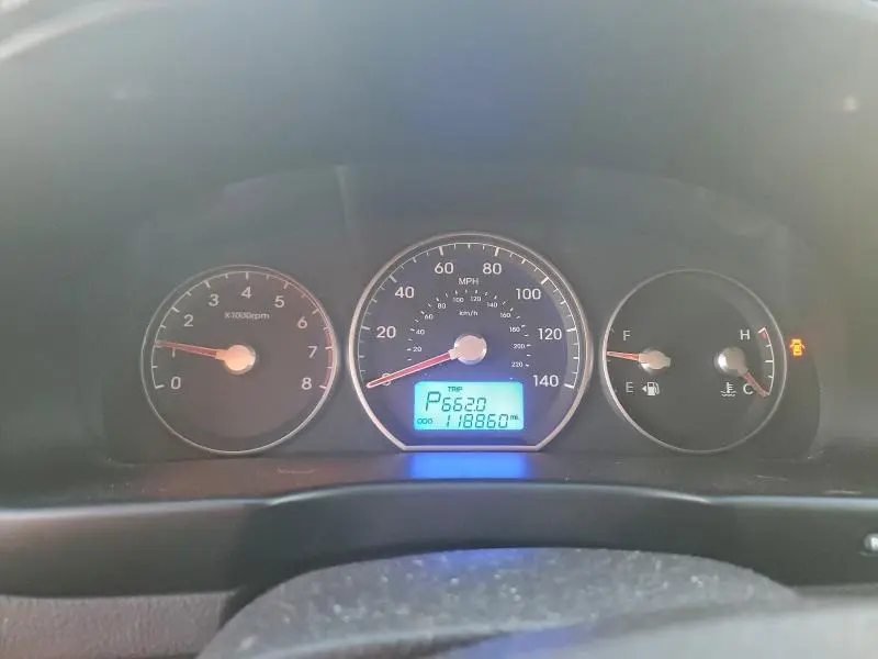 2010 HYUNDAI SANTA FE GLS  