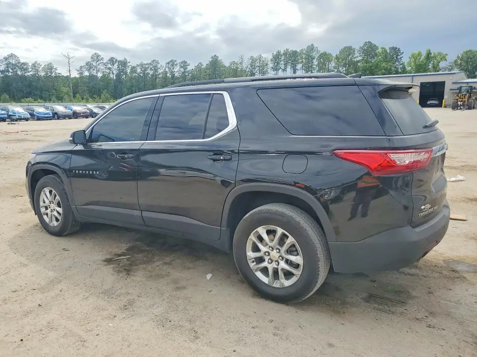 2021 CHEVROLET TRAVERSE LT  