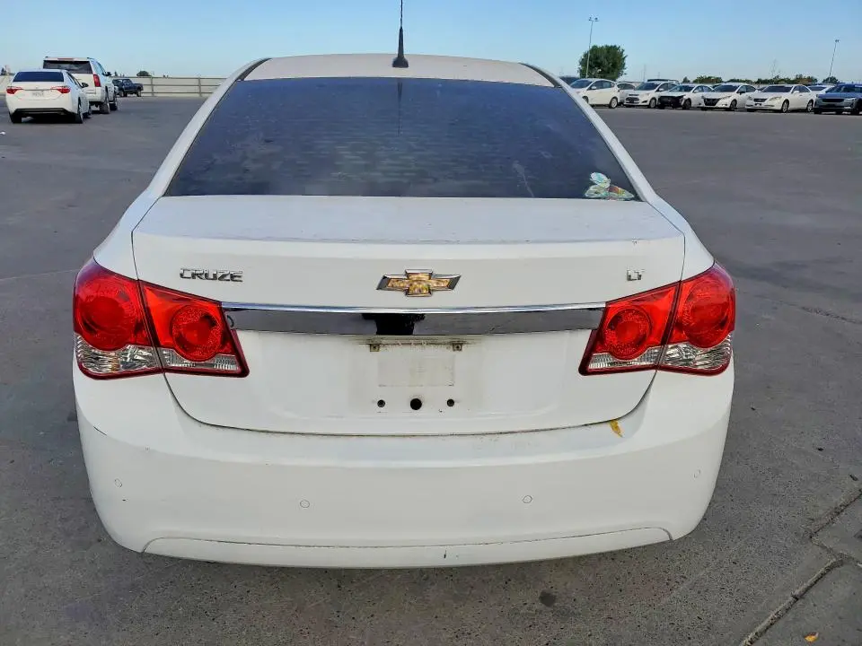 2011 CHEVROLET CRUZE LT  