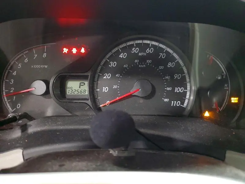 2011 TOYOTA SIENNA LE  