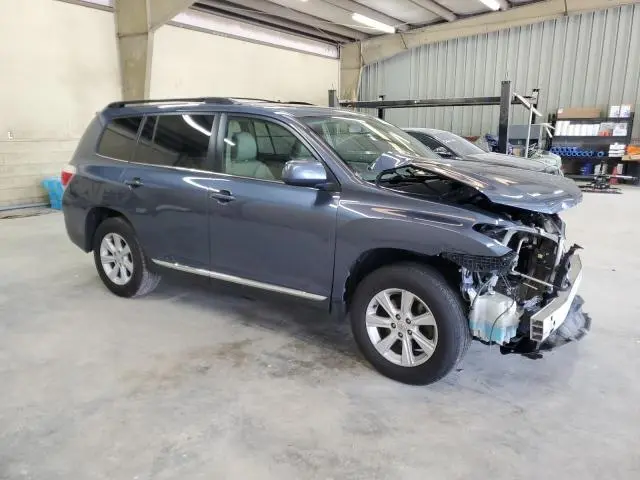 2013 TOYOTA HIGHLANDER BASE  