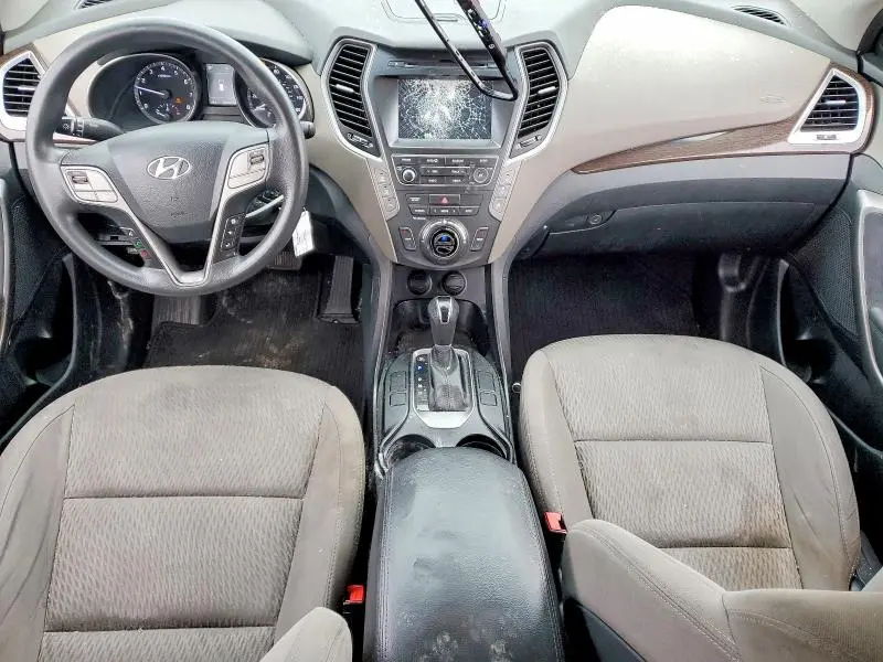 2017 HYUNDAI SANTA FE SE  