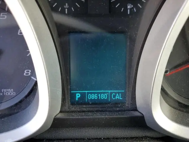 2011 CHEVROLET EQUINOX LT  