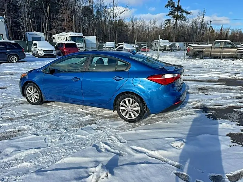 2015 KIA FORTE LX  