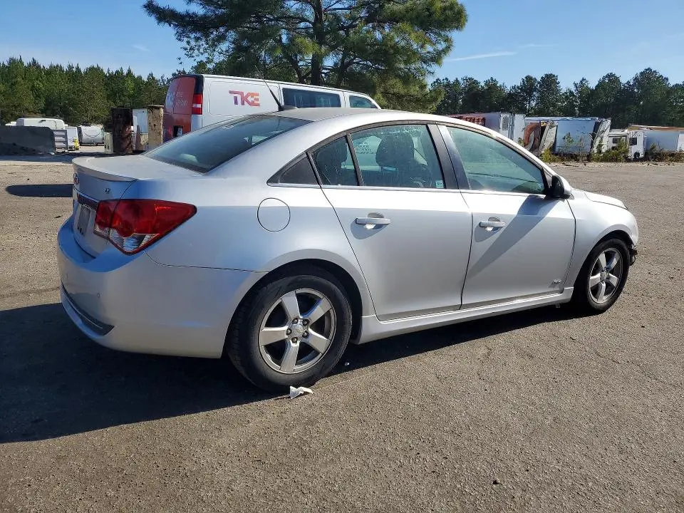 2011 CHEVROLET CRUZE LT  