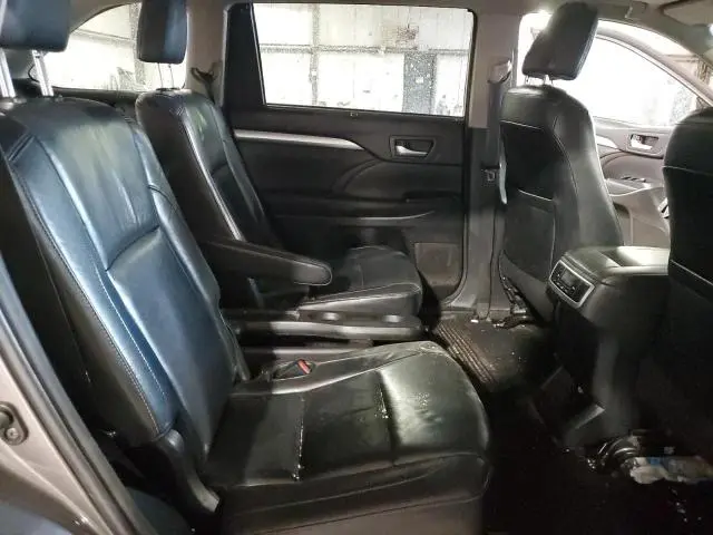 2014 TOYOTA HIGHLANDER XLE  