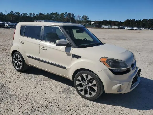 2013 KIA SOUL +  
