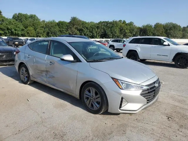 2019 HYUNDAI ELANTRA SEL  