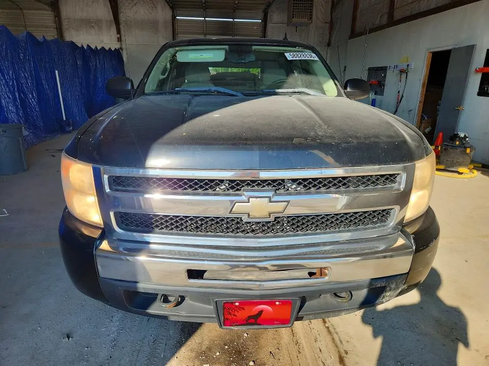 2011 CHEVROLET SILVERADO K1500 LT  