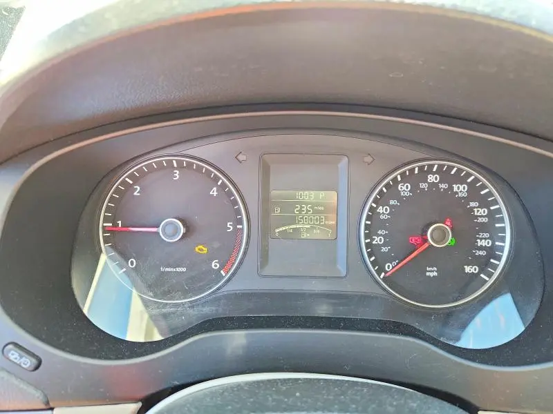 2013 VOLKSWAGEN JETTA TDI  