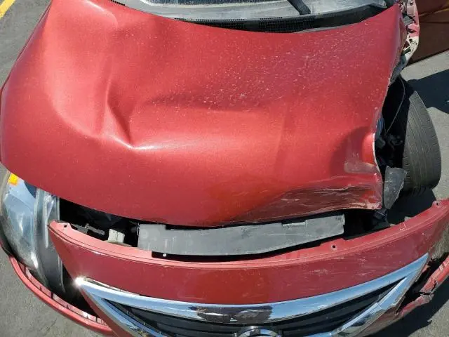 2019 NISSAN VERSA S  