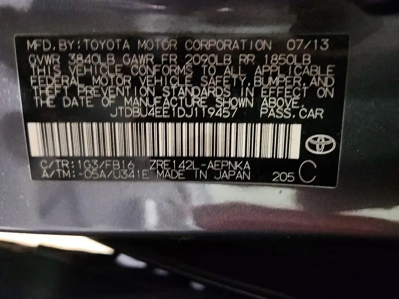 2013 TOYOTA COROLLA LE  