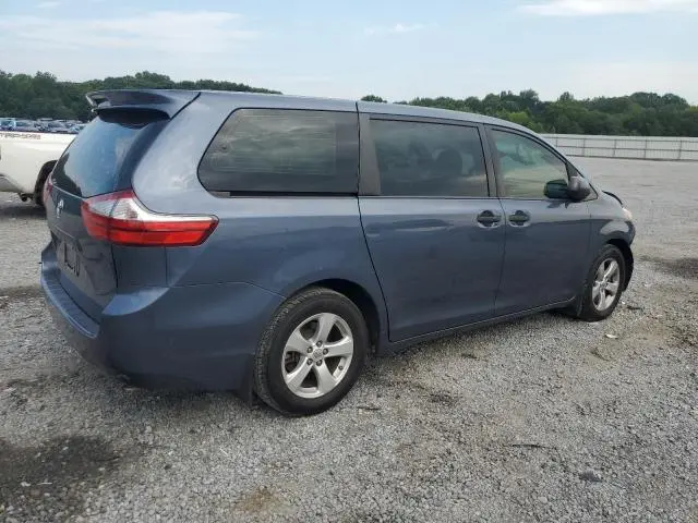 2017 TOYOTA SIENNA   