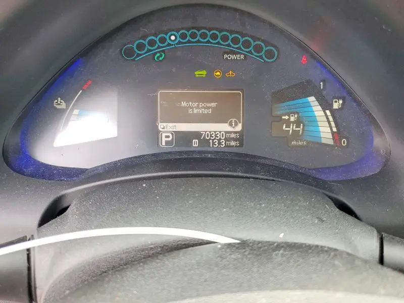 2016 NISSAN LEAF SV  