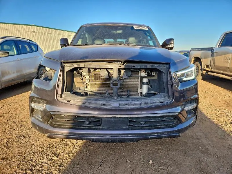 2022 INFINITI QX80 LUXE  