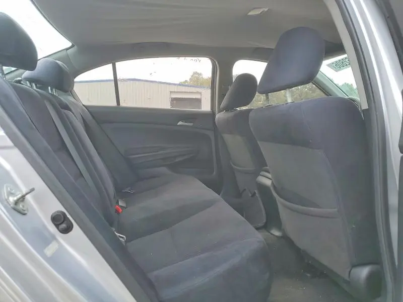 2011 HONDA ACCORD LX  