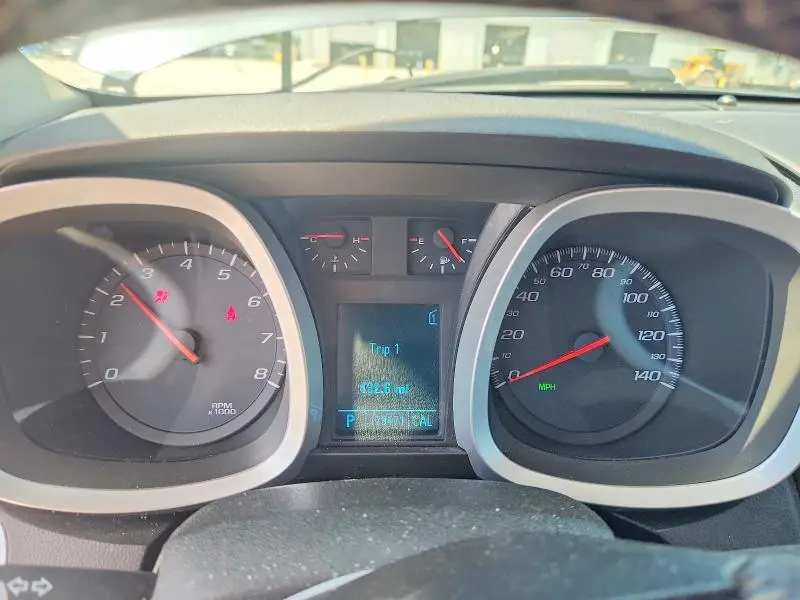 2010 CHEVROLET EQUINOX LT  
