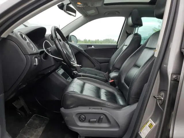 2011 VOLKSWAGEN TIGUAN S