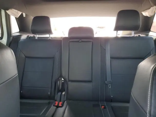 2022 VOLKSWAGEN ATLAS CROSS SPORT SEL R-LINE  