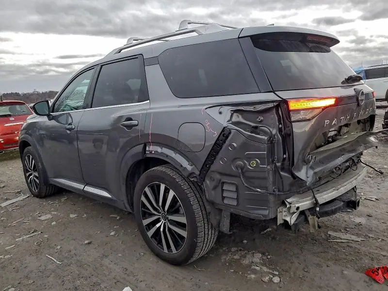 2023 NISSAN PATHFINDER PLATINUM  