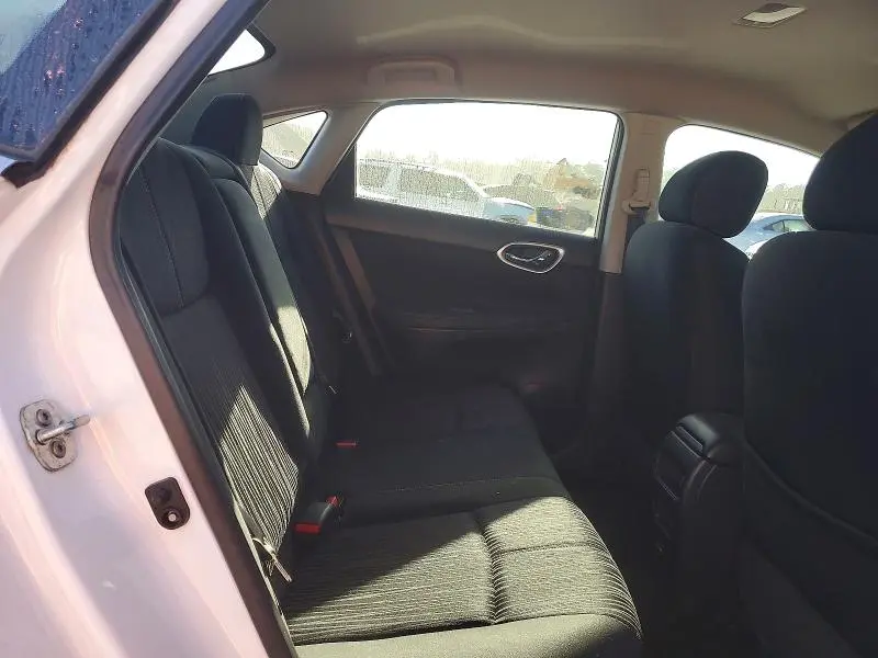 2018 NISSAN SENTRA SV  