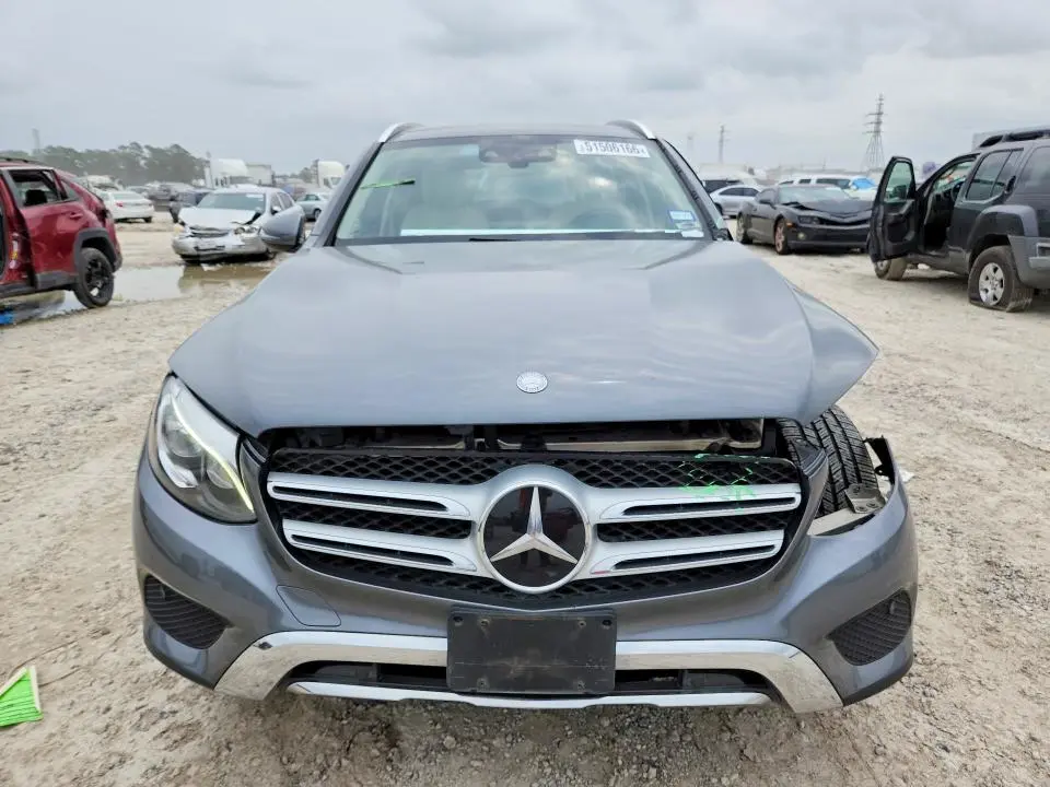 2017 MERCEDES-BENZ GLC 300  