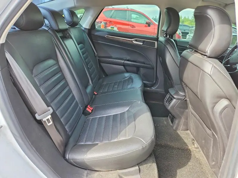 2016 FORD FUSION SE HYBRID  