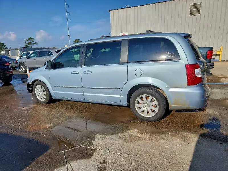 2013 CHRYSLER TOWN & COUNTRY TOURING  
