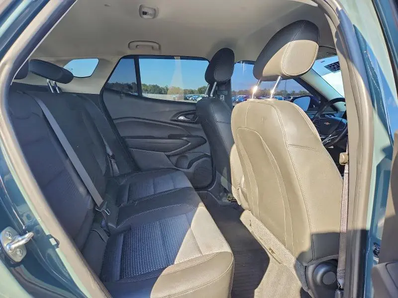 2025 CHEVROLET TRAX 1LT  