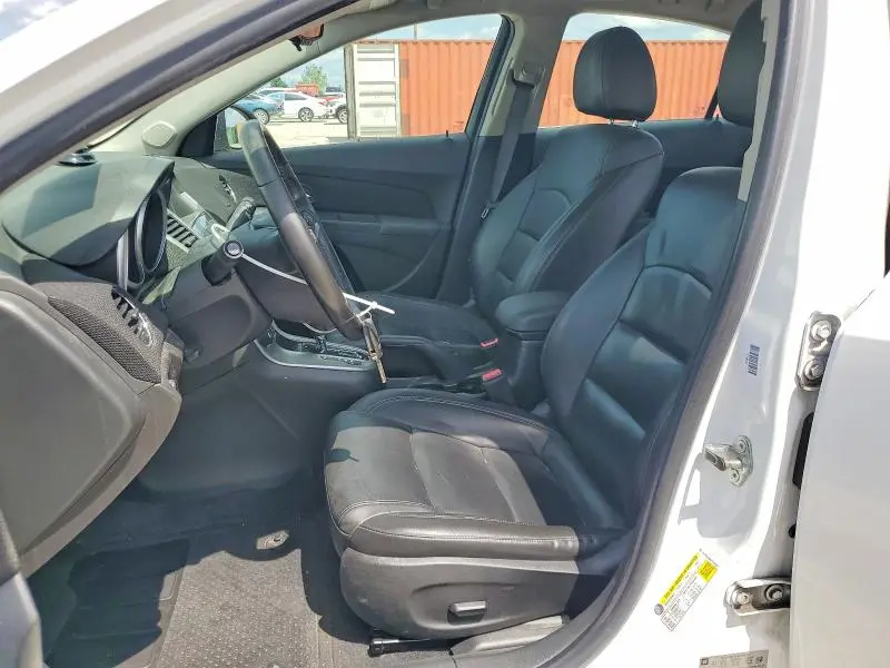 2013 CHEVROLET CRUZE LT  