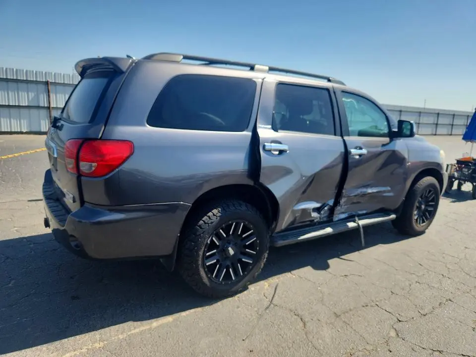 2016 TOYOTA SEQUOIA PLATINUM  