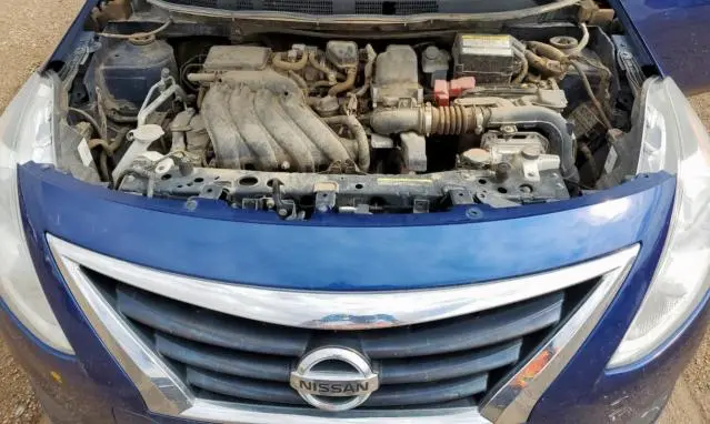 2018 NISSAN VERSA S  