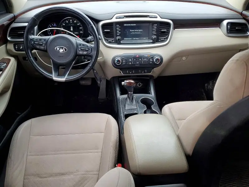 2017 KIA SORENTO LX V6  