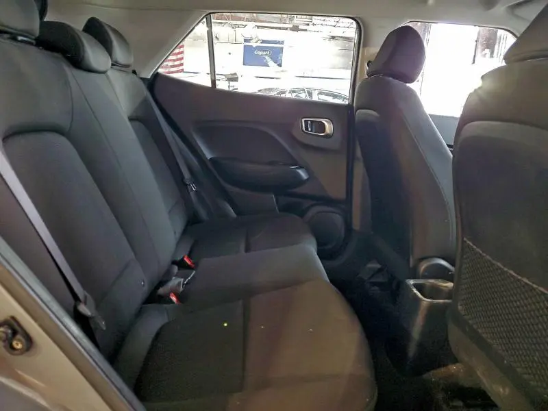 2021 HYUNDAI VENUE SE  