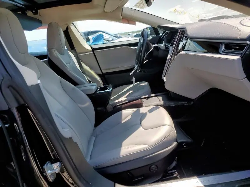 2015 TESLA MODEL S 85  