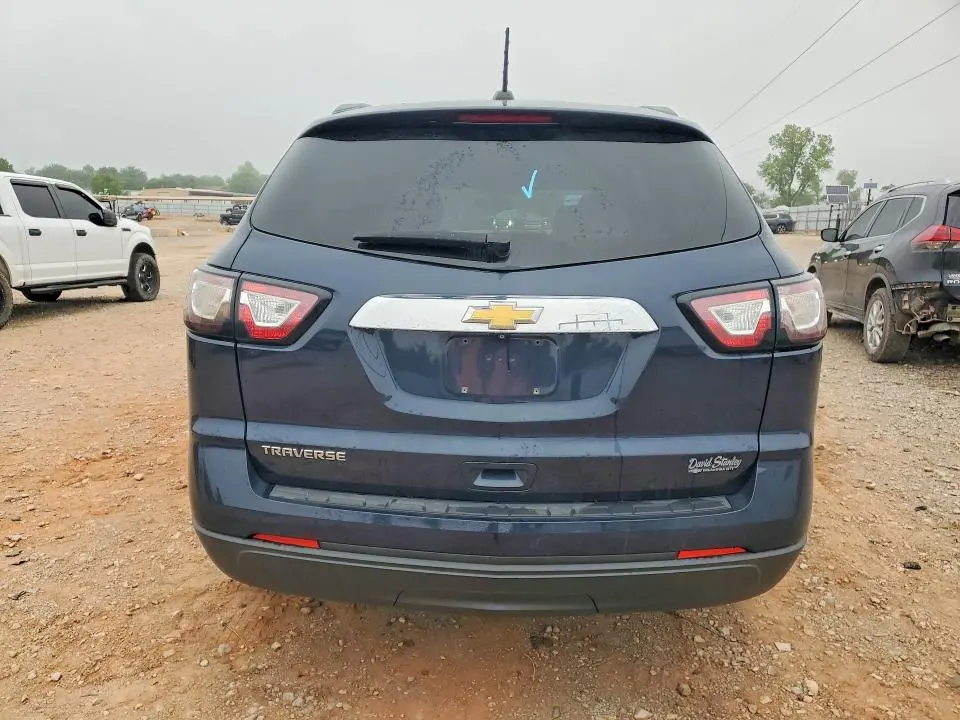 2017 CHEVROLET TRAVERSE LS  