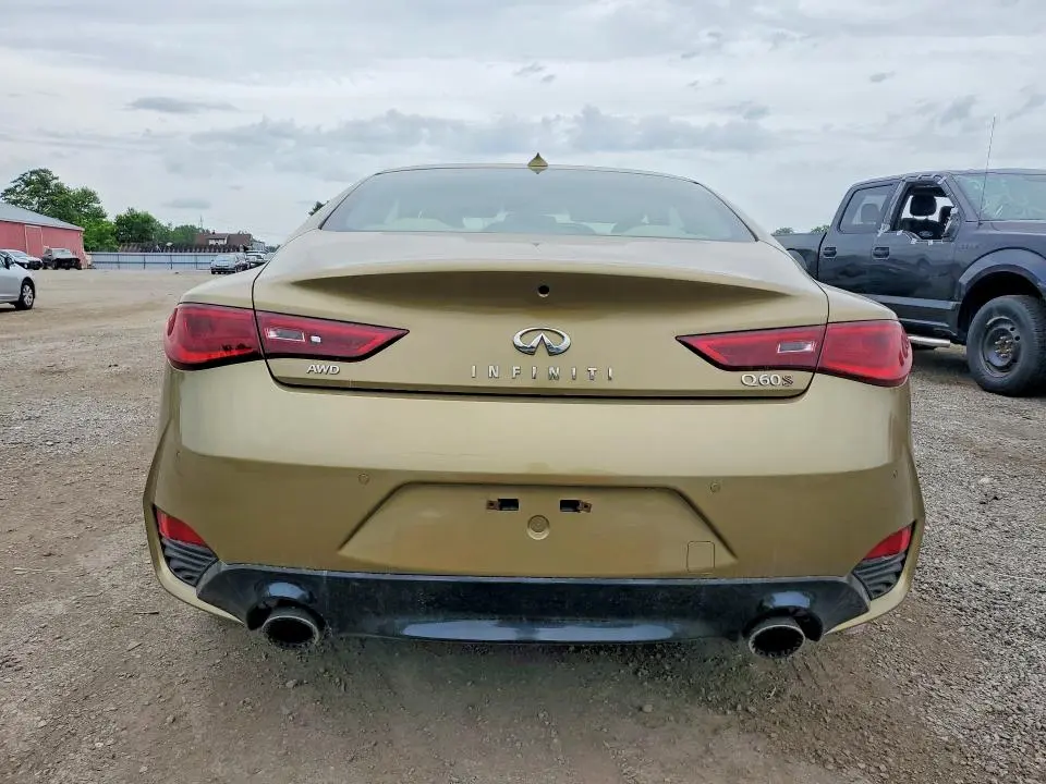 2017 INFINITI Q60 RED SPORT 400  