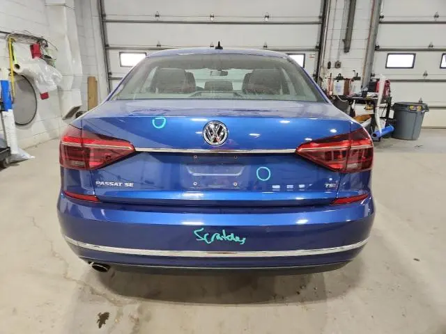 2017 VOLKSWAGEN PASSAT SE  