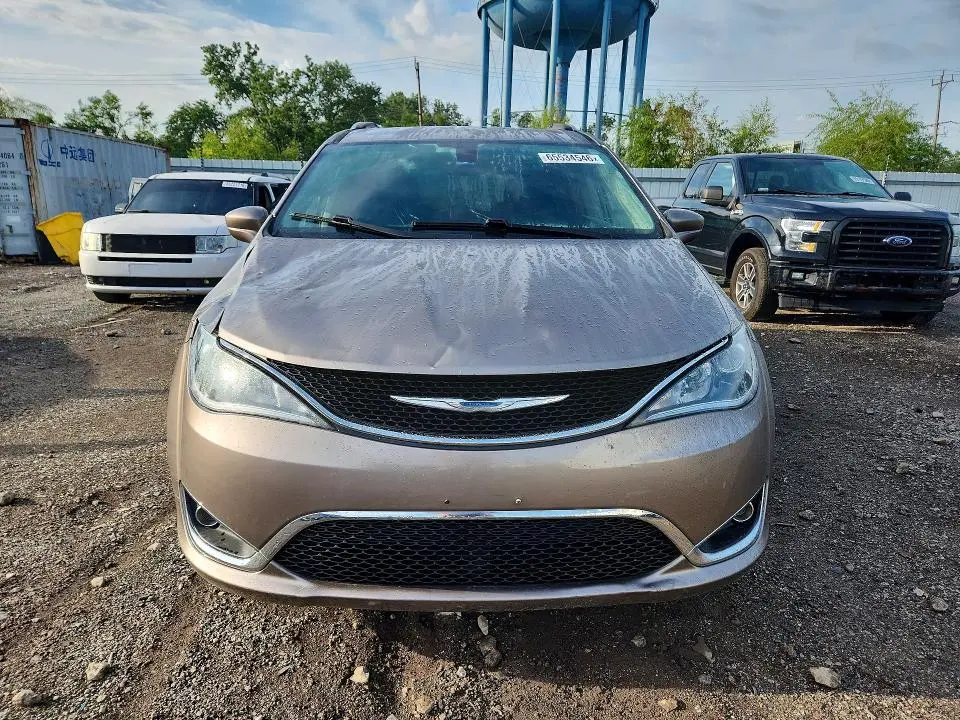 2018 CHRYSLER PACIFICA TOURING L PLUS  