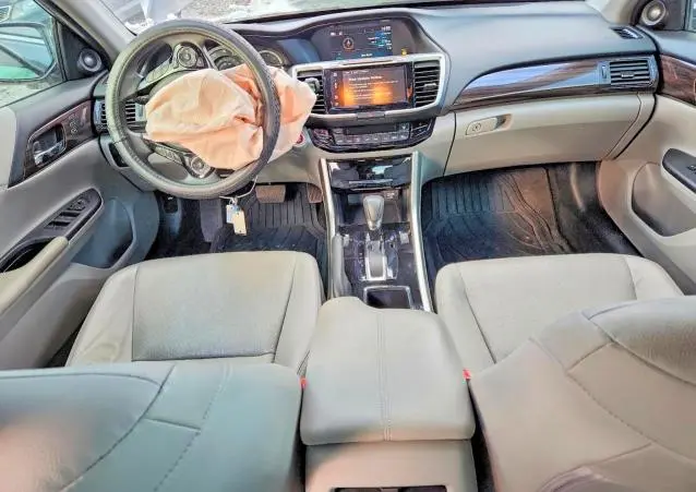 2017 HONDA ACCORD TOURING  