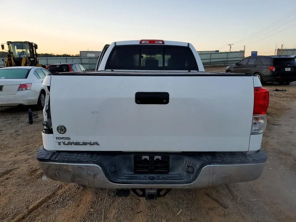 2013 TOYOTA TUNDRA DOUBLE CAB SR5  