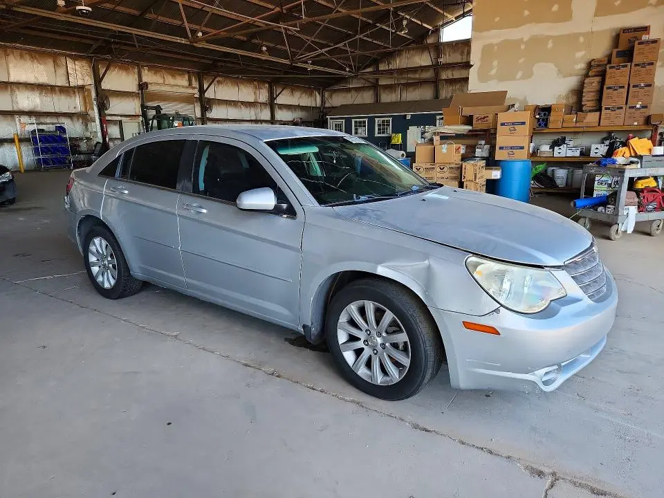 2010 CHRYSLER SEBRING LIMITED  