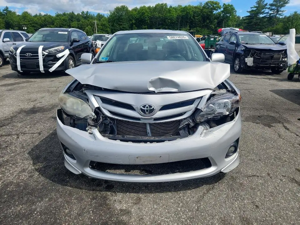 2013 TOYOTA COROLLA   