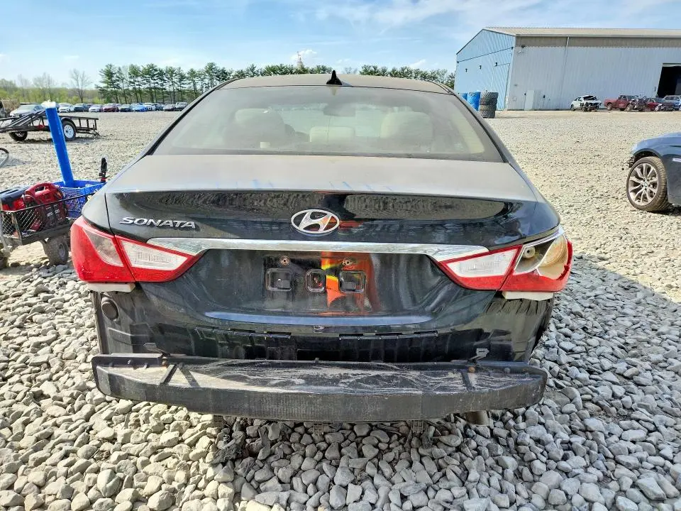 2013 HYUNDAI SONATA GLS  