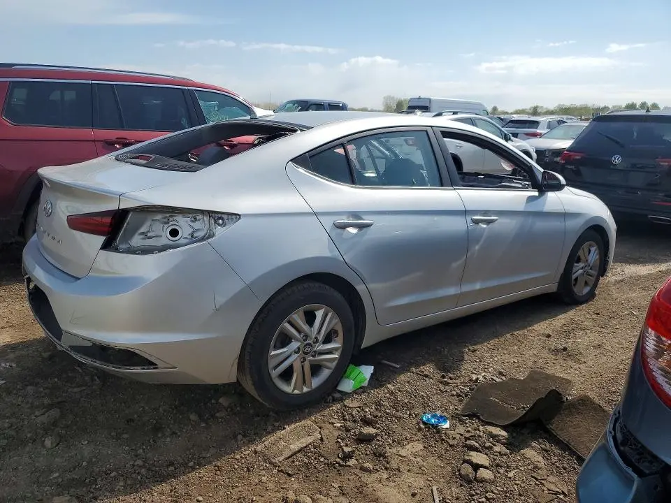 2019 HYUNDAI ELANTRA SEL  