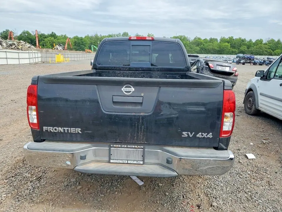2015 NISSAN FRONTIER SV V6  